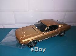 13.01.19.3 AUTOart 1/18 RARE Ford Mustang GT 390 GT390 1967 gold