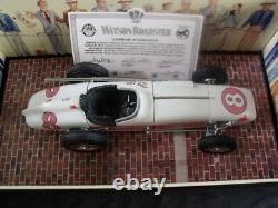 1/18 Carousel 1 Watson Roadster 1956 Indy 500 Winner N°8 Superbe