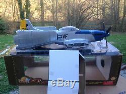 21ST CENTURY 1/18 AVION MUSTANG P51-D LAURA MICHELLE The Ultimate soldier XD