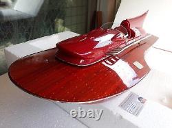 BATEAU FERRARI COMPETITION ARNO XI SOCBOAT 001 BOIS 80 cm miniature d collection