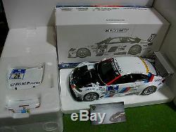 BMW M3 GT2 #26 WINNER 24H NURBURGRING 2010 1/18 MINICHAMPS 100102026 voiture min