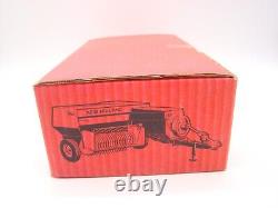 Bourbon 1/32 Presse Botteleuse New Holland Promotionnel 1964 Ancien