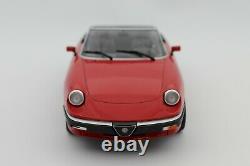 Die Cast 1/18 Kk Models Alfa Romeo 2.0 Red With Black Interior