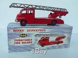 Dinky Supertoys England Berliet Turntable Fire Escape Ref 956 Très Bon État