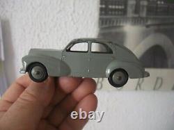 Dinky Toys France. Peugeot 203. Ref 24 R