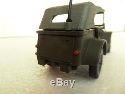Dinky toys Dodge command car militaire ref 810 avec boîte d'origine