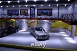 Diorama BIG garage atelier mécanique 1/18 pour 4 voitures éclairage LED