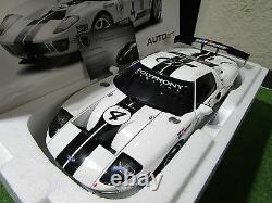 FORD GT #4 LE MANS RACE CAR SPEC II 2005 au 1/18 AUTOART 80515 voiture miniature