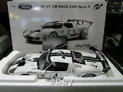 FORD GT #4 LE MANS RACE CAR SPEC II 2005 au 1/18 AUTOART 80515 voiture miniature
