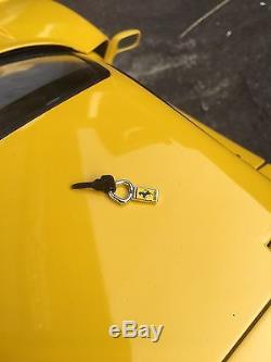 Ferrari F40 in gelb von Pocher Rivarossi 1/8 K56 Top-Zustand