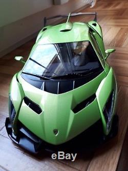Lamborghini Veneno verte 1/18 Autoart