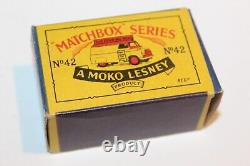 Matchbox Moko Van Bedford Evening News roues plastique noire réf 42