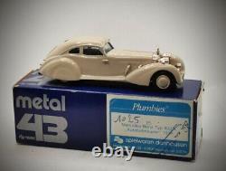 Mercedes 500K Autobahnkurier métal blanc METAL43 n° 1025 (rare couleur) ech 1/43