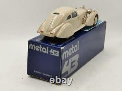 Mercedes 500K Autobahnkurier métal blanc METAL43 n° 1025 (rare couleur) ech 1/43