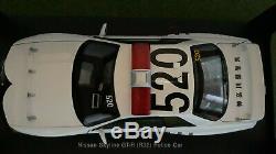 NISSAN SKYLINE GT- R R32 POLICE CAR CANAGA 1/18 AUTOart 77364 voiture miniature