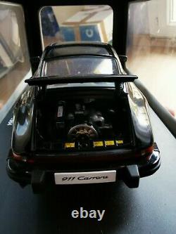 Porsche 911 Turbo 1988 Autoart 1/18