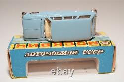Russian Car CCCP USSR NOVOEXPORT MOSKVITCH 427 a4 BLUE Comme neuf EN BOÎTE RARE RARE