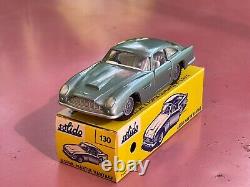 Solido ASTON MARTIN DB5 Vantage neuf en boite d'origine réf. 130 MINT in Box