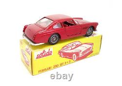 Solido Modèle n° 123 Ferrari 250 GT 2+2 de 1966 Rouge int rouge TRES RARE