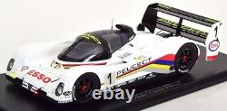 Spark 18LM92 PEUGEOT 905 n°1 Vainqueur 24H Le Mans 1992 D. Warwick Y. Dal 1/18