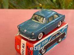 TEKNO 828 VOLKSWAGEN VW 1500 Bleu neuve en boite d'origine