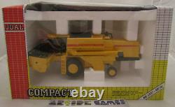 Vehicule Metal 1/42 Tracteur Moissonneuse Batteuse New Holland Tx-34 Joal