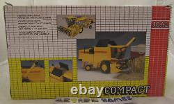 Vehicule Metal 1/42 Tracteur Moissonneuse Batteuse New Holland Tx-34 Joal