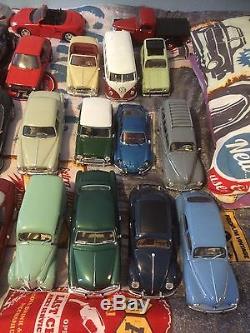 Vends à collectionneur 1 lot de 39 voitures miniatures Solido TBE